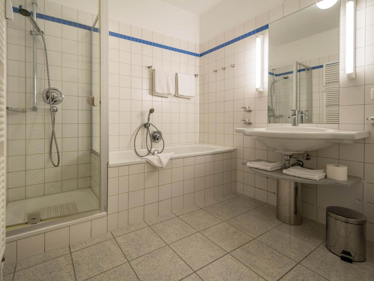 Kaiservillen Heringsdorf - Ferienwohnung Mit 1 Schlafzimmer Und Balkon D211 Ngoại thất bức ảnh